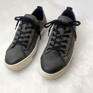 Womens Remonte Gray leather sneakers